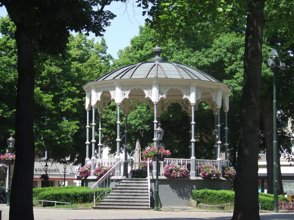 B&B De Hofnar Рурмонд Екстериор снимка